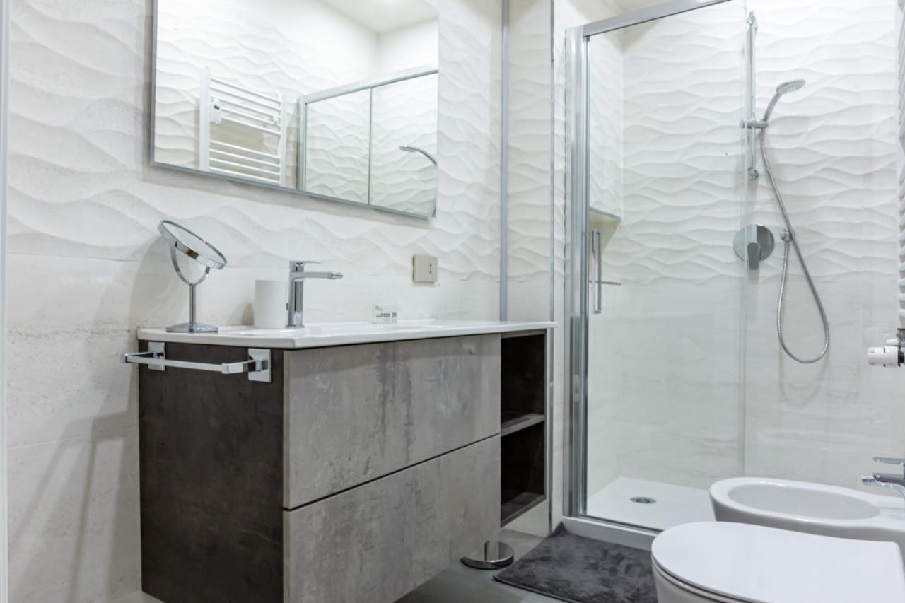 Ferienwohnung Easylife - Accogliente Bilocale In Zona Porta Venezia Mailand Exterior foto